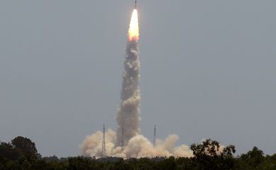 Foguete indiano PSLV-C57 decola carregando espaçonave indiana Aditya-L1 em Sriharikota, na Índia 02/09/2023 REUTERS/Stringer