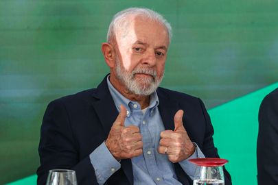Brasília (DF) 15/04/2024 – O presidente Luiz Inácio Lula da Silva participa da cerimônia Apresentação do Programa Terra da Gente para a Reforma Agrária
Foto: Valter Campanato/Agência Brasil