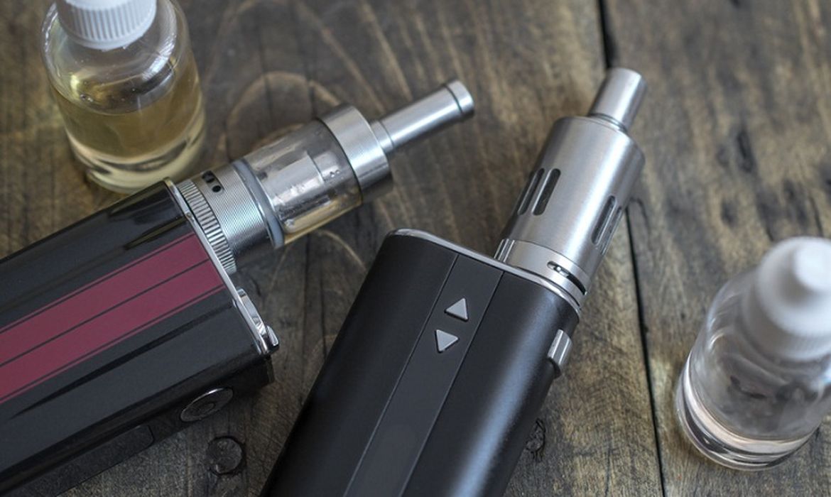 Brazil maintains ban on sale of electronic cigarettes Ag ncia Brasil