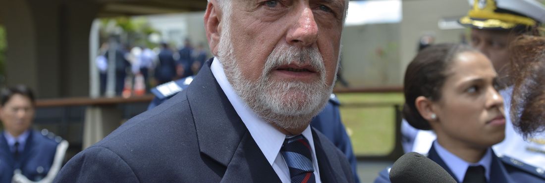 O ministro da Defesa, Jaques Wagner