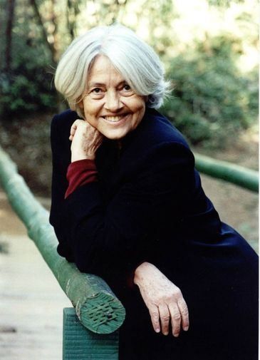 Adélia Prado: "O que a memória ama, fica eterno"