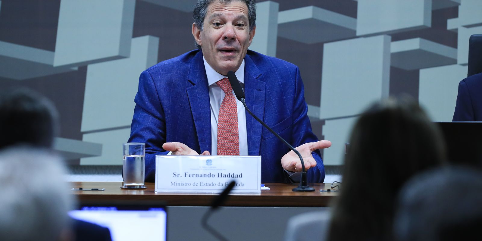Haddad apresenta proposta alternativa à MP do IOF para Alcolumbre