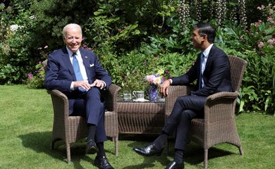 British Prime Minister Rishi Sunak meets with U.S. President Joe Biden at 10 Downing Street in London, Britain, July 10, 2023. REUTERS/Suzanne Plunkett/Pool
