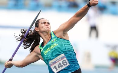 Laila Ferrer conquista ouro no lançamento de dardo, no Sul-Americano de  Atletismo - Equador  - em 29/05/2021