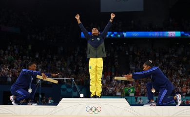 Rebeca Andrade, Simone Biles, Jordan Chiles, jogos de paris, ginástica