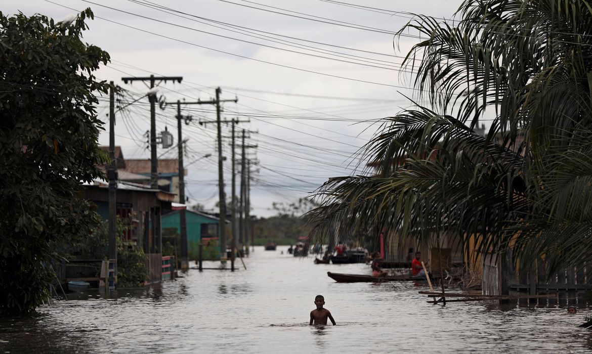 Cheio do Rio Amazonas/Cidades inundadas no estado do Amazonas