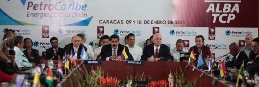 Representantes de 22 governos da região se reuniram nesta quinta-feira (10) em Caracas e aprovaram declaração de apoio a Hugo Chávez