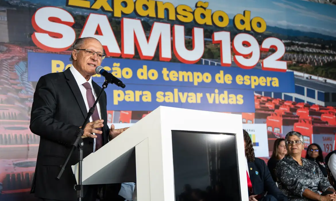 Brasília (DF), 27/03/2025 - Vice Presidente da República Geraldo Alckmin durante cerimônia de entrega de 156 ambulâncias, na Esplanada dos ministérios. Foto: André Neiva/VPR