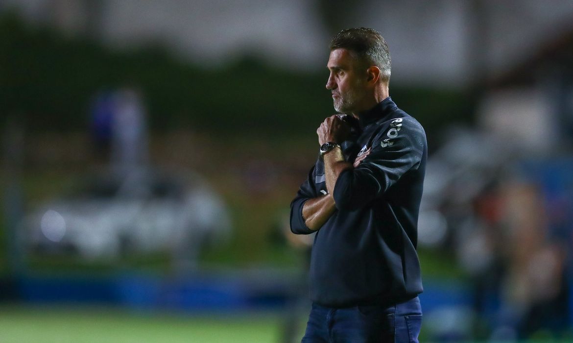 Vagner Mancini, técnico do Grêmio, demitido em 14/02/2022