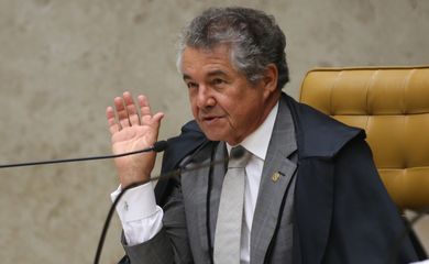 Brasília - Ministro Marco Aurélio Mello durante sessão do STF para julgar restrição ao foro privilegiado para parlamentares  (Antônio Cruz/Agência Brasil) 