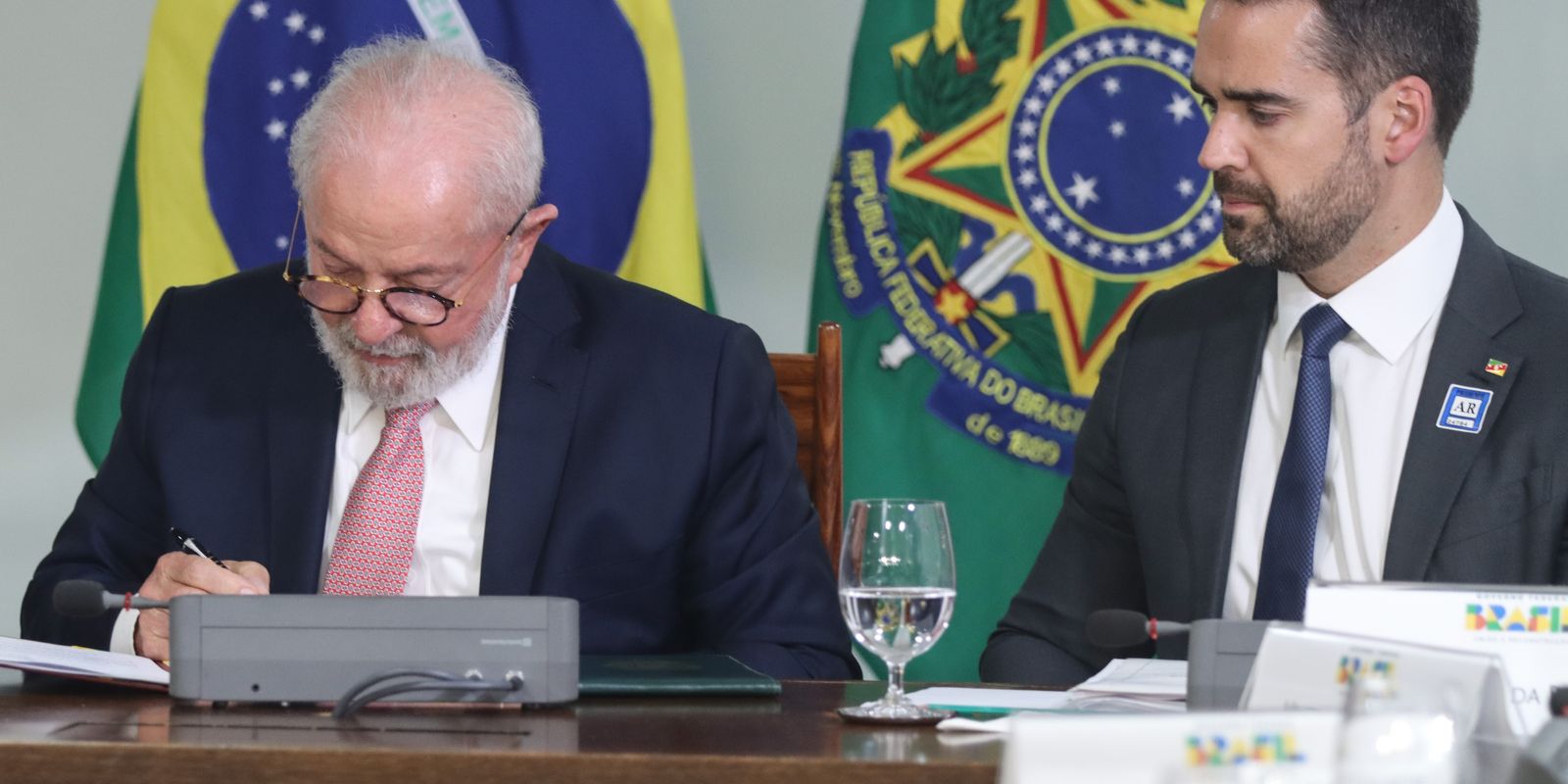 Eduardo Leite pede a Lula mais ajuda para efeitos da chuva no RS 3 Eduardo Leite pede a Lula mais ajuda para efeitos da chuva no RS