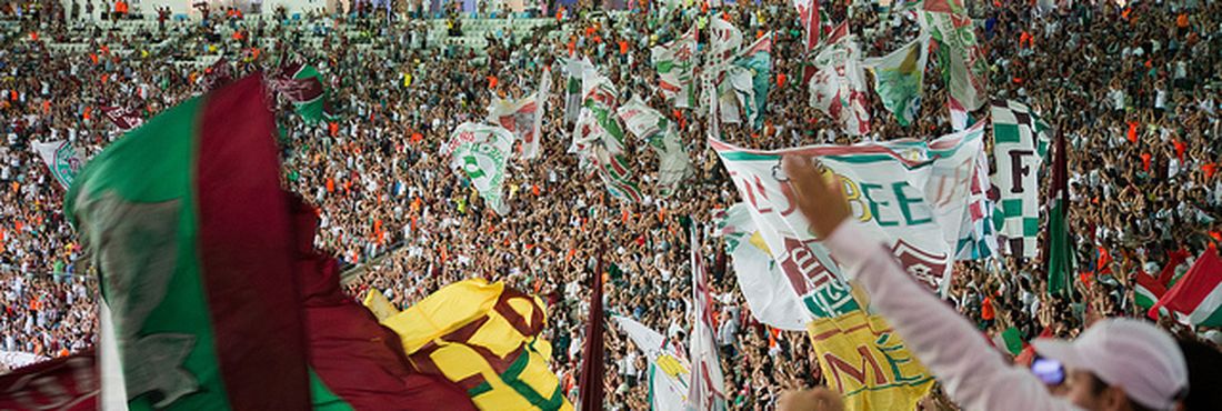 Torcedores do Fluminense no estádio