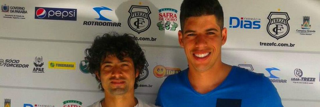 Goleiro Cléber Alves e meia Cristian, recém contratados pelo Treze.