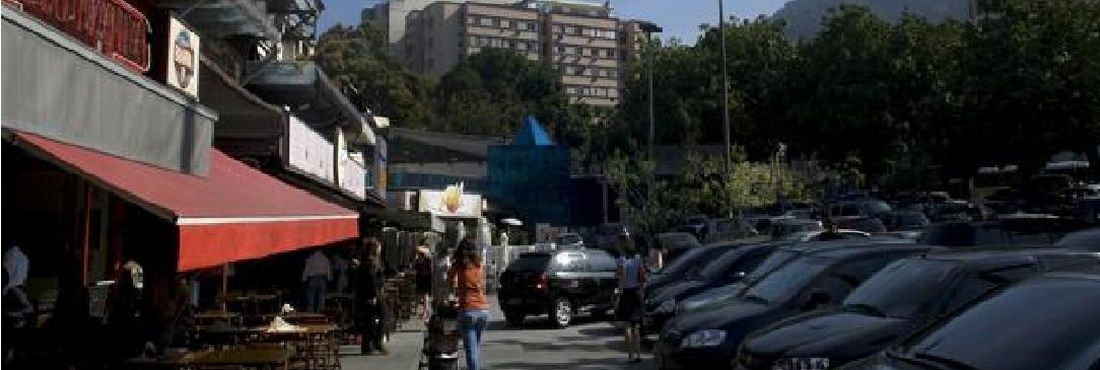 Problemas na transmissão de energia elétrico deixou os bairros de Humaitá e Botafogo sem luz.