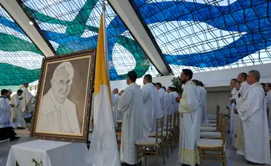 Brasília (DF) 21/04/2025 O arcebispo de Brasília, Cardeal Dom Paulo César, celebra missa pelo aniversário de 65 anos de Brasília e em sufrágio ao Papa Francisco.   Foto: Fabio Rodrigues-Pozzebom/ Agência Brasil