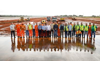  o Governo Federal vistoriou as obras da Ponte Xambioá, futura ligação rodoviária entre os estados de Tocantins e Pará.
