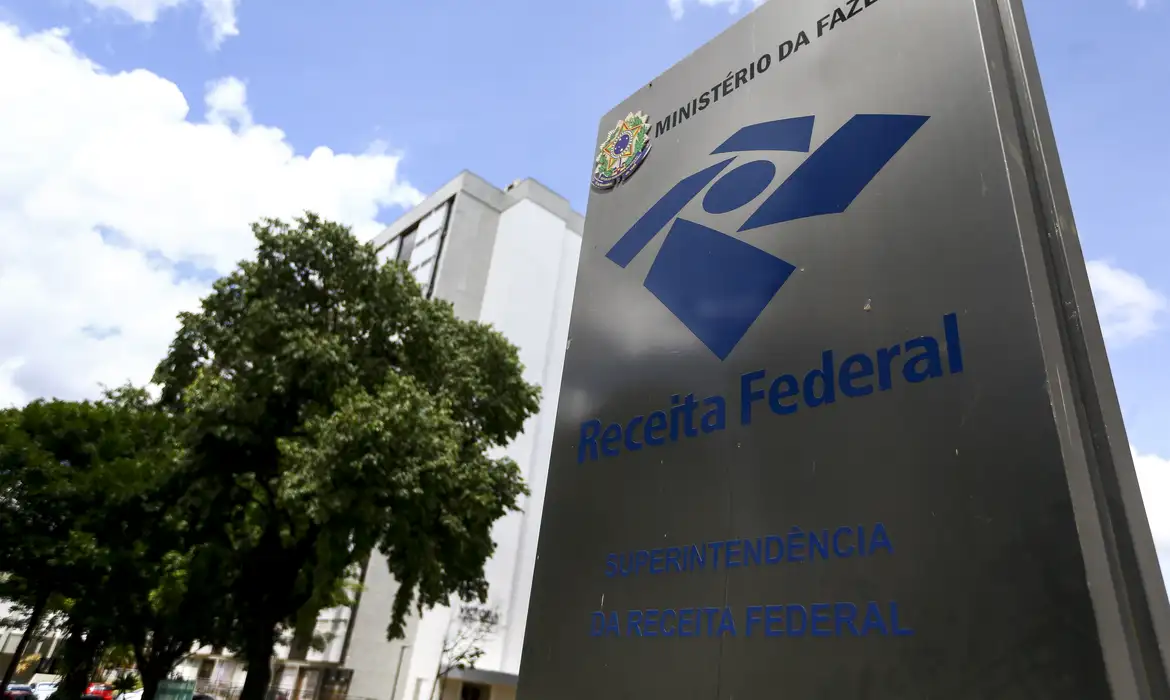 Arrecadação federal chega a R$ 172,31 bilhões em agosto | Agência Brasil