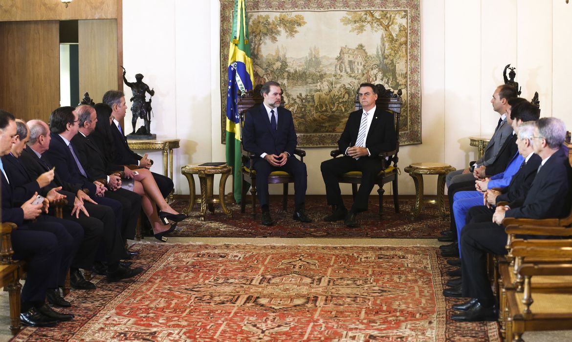 O presidente eleito, Jair Bolsonaro, visita o Supremo Tribunal Federal (STF) e é recebido pelo presidente da Corte, ministro Dias Toffoli.