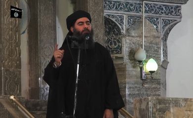 O Iraque confirmou neste domingo (12) que o líder do grupo terrorista Estado Islâmico (EI), o auto intitulado califa Abu Bakr al Baghdadi, fugiu para a Síria