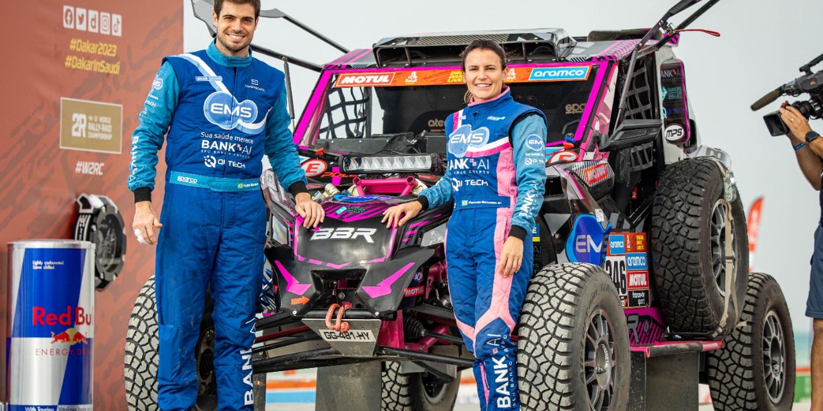 Santa Catarina est la première Brésilienne à participer au rallye Dakar en tant que pilote