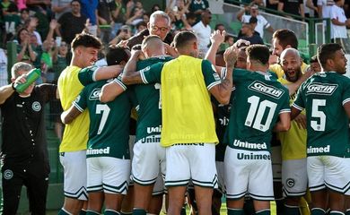 Goiás 2 x 1 Atlético-GO - Brasileiro - em 27/08/2022