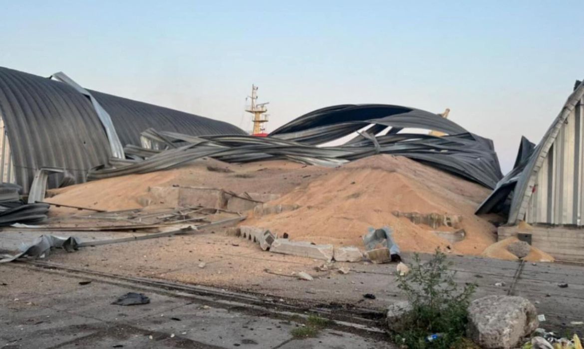 A grain warehouse destroyed by a Russian drone strike is seen in a sea port, amid Russia's attack on Ukraine, in Odesa Region, Ukraine July 24, 2023.  Ukrainian Armed Forces/REUTERS