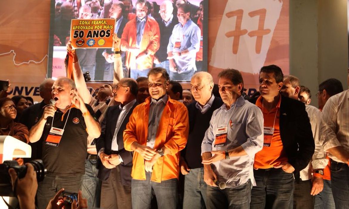A convenção nacional do partido Solidariedade oficializou hoje (21) apoio ao candidato do PSDB, Aécio Neves, à Presidência da República (Paulo Segura/Solidariedade/Direitos Reservados)