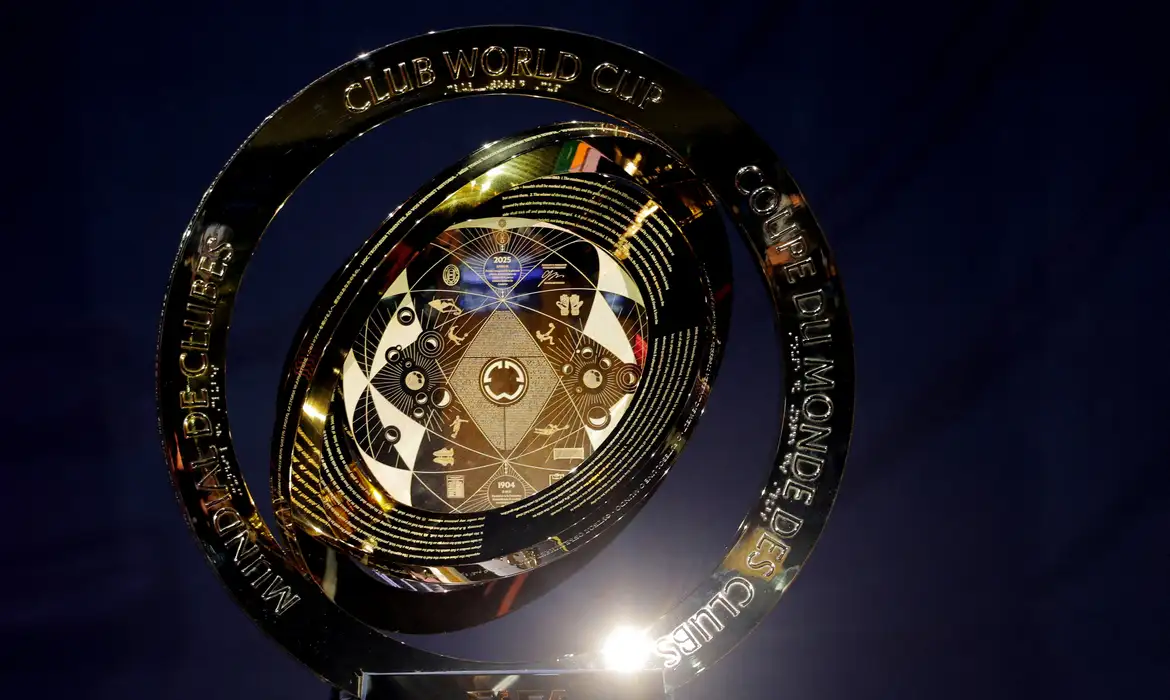 Troféu do Mundial de Clubes
 5/12/2024    REUTERS/Brian Snyder