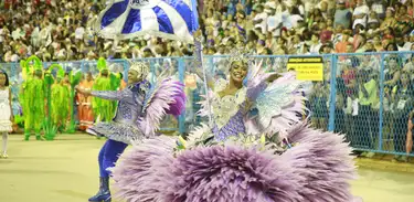 Selminha Sorriso no desfile da Beija-Flor de Nilópolis no Carnaval 2019