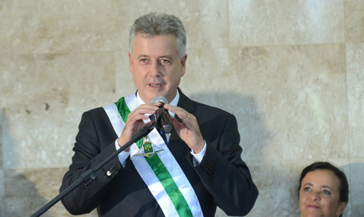 O governador do Distrito Federal, Rodrigo Rollemberg, discursa na cerimônia de posse, no Palácio do Buriti (Elza Fiúza/Agência Brasil)