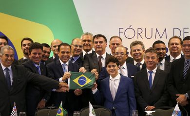  O Presidente eleito, Jair Bolsonado, participa de Fórum de Governadores eleitos e reeleitos, em Brasília. 