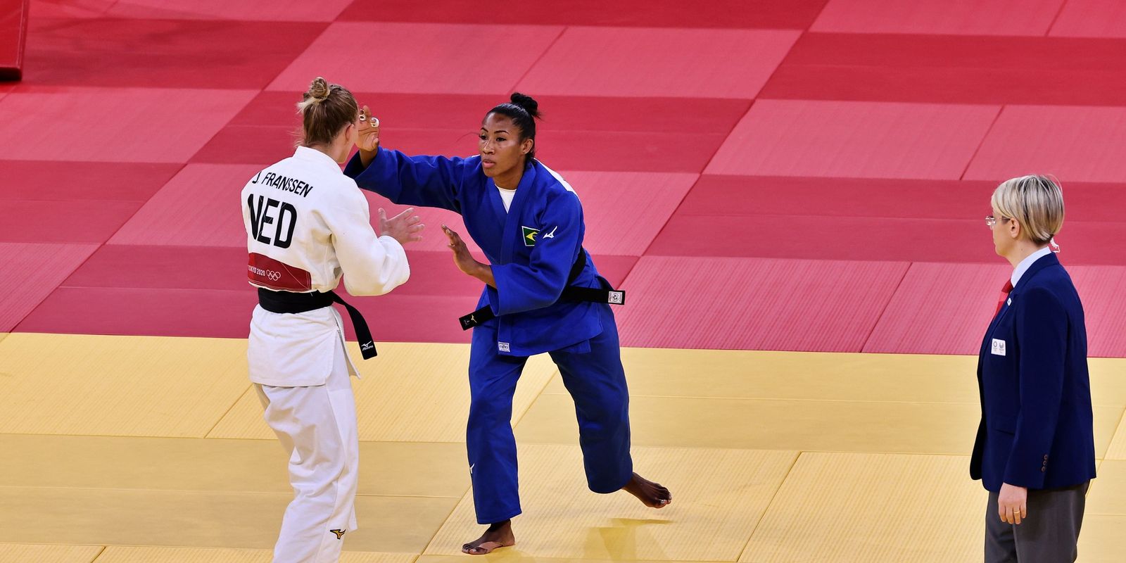 Ketleyn Quadros fica com o bronze no Grand Slam de Abu Dhabi.