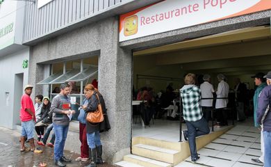 Porto Alegre (RS) - 25.04.2017 - Restaurante Popular de Porto Alegre
Crédito: Brayan Martins/Prefeitura de POA