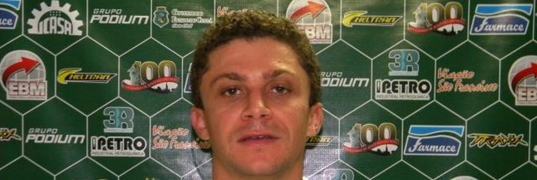 Wanderso Cafú, mais um jogador contratado pelo Guarani