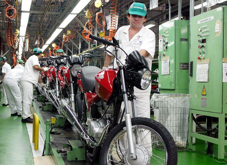 Produção de motocicletas cresce 45% no primeiro semestre de 2021 | Agência  Brasil