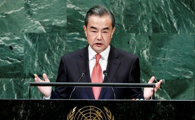 Ministro de Relações Exteriores chinês, Wang Yi, discursa durante a Assembleia Geral das Nações Unidas 