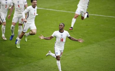 Euro 2020 - Round of 16 - England v Germany - Sterling marca na vitória por 2 a 0 - oitavas - Eurocopa