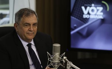 O ministro  da Ciência, Tecnologia e Inovações Paulo Alvim, é o entrevistado no programa A Voz do Brasil