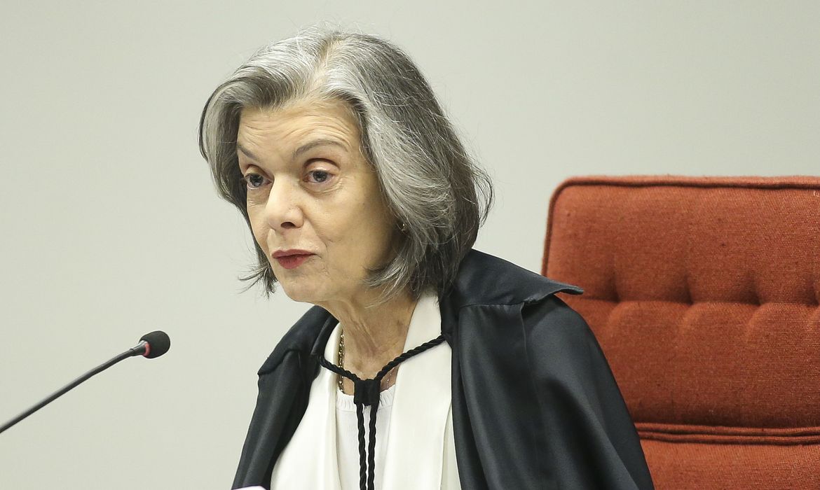 A presidente do Supremo Tribunal Federal (STF), Cármem Lúcia, durante a segunda e última audiência pública sobre descriminalização do aborto.