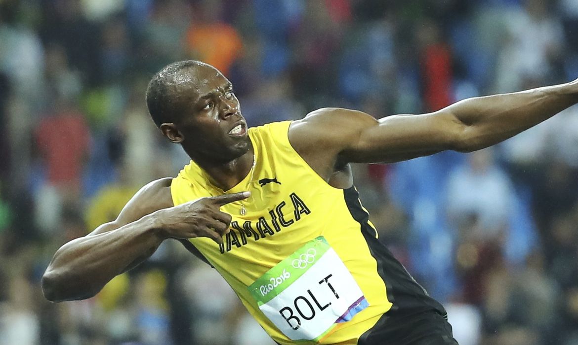 Bolt conquista tricampeonato também nos 200 metros e leva Engenhão ao delírio   