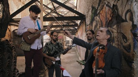 Série acompanha as reflexões de Jorge Mautner sobre a vida, o amor e o kaos com k