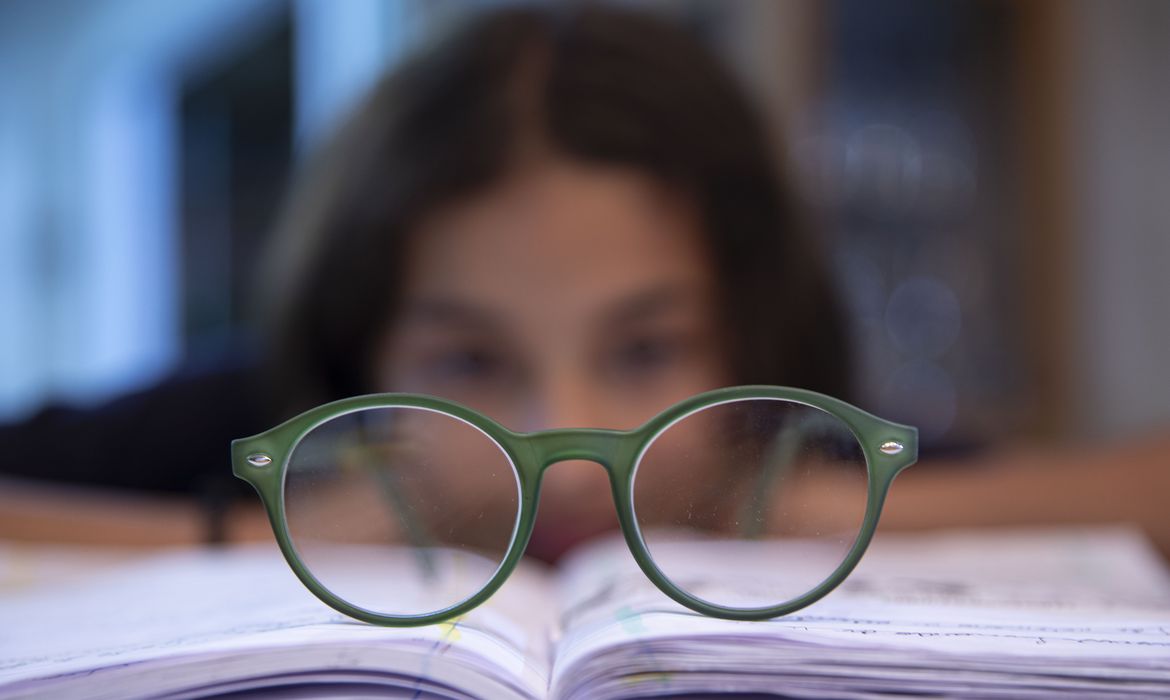 Lentes. Classificação das lentes - Brasil Escola