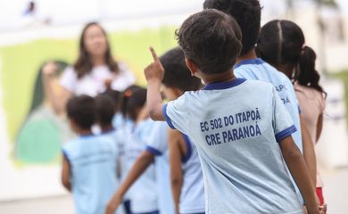 Brasília (DF), 26/03/2025 - Alunos de escola no Itapuã, região administrativa do Distrito Federal. Foto: Marcelo Camargo/Agência Brasil