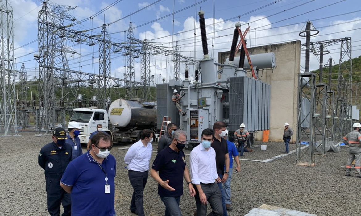 O Ministro de Minas e Energia, Bento Albuquerque, realizou uma visita técnica à subestação de Laranjal do Jari, no interior do Amapá.