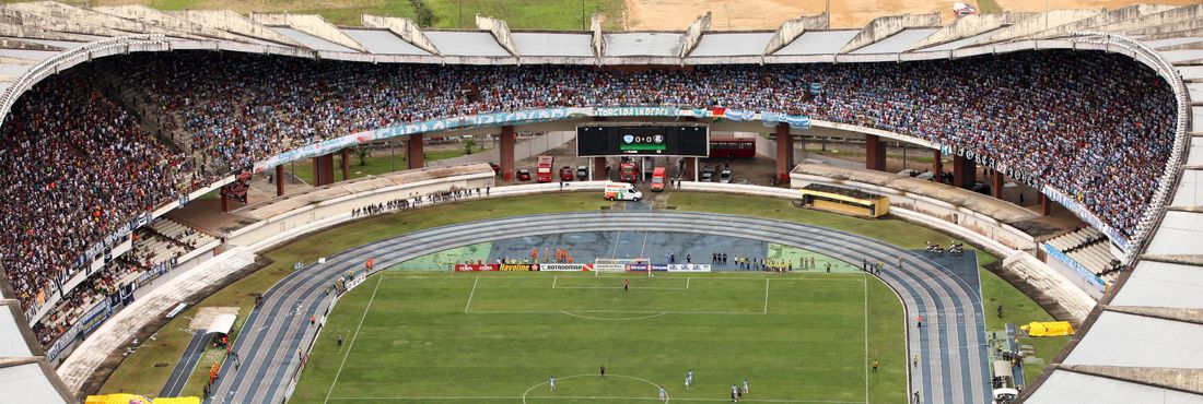 Vista aérea do estádio Olímpico do Pará (Mangueirão), no jogo entre Clube do Remo e Paysandu (Re-Pa), pelas finais do 1° Turno do Campeonato Paraense, Taça Cidade de Belém
