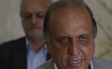 Rio de Janeiro - O  governador Luiz Fernando Pezão fala à imprensa após reunião sobre Plano de Segurança Integrada  (Tomaz Silva/Agência Brasil)