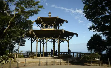 Mirante da Vista Chinesa dentro da mata atlântica na Floresta da Tijuca, no Rio de Janeiro