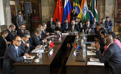 O ministro das Relações Exteriores do Brasil, Ernesto Araújo, durante 3ª Reunião de Ministros das Relações Exteriores do Brics, no Palácio do Itamaraty, no Rio de Janeiro
