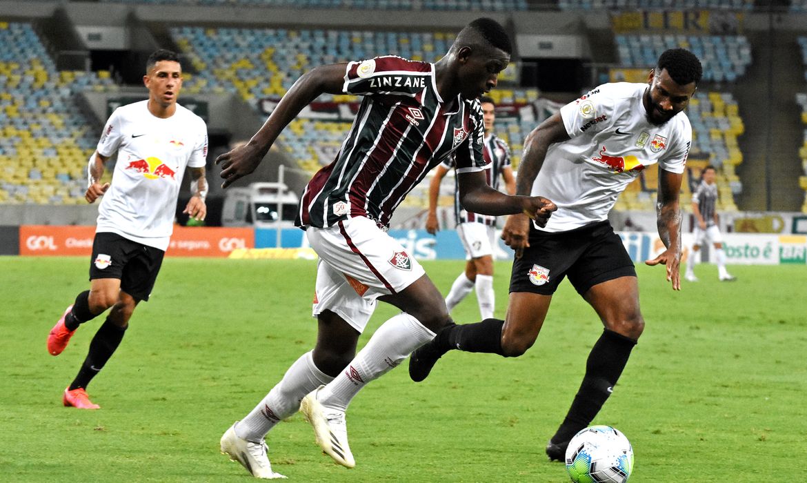 Brasileiro Fluminense Fica No 0 A 0 Com Bragantino