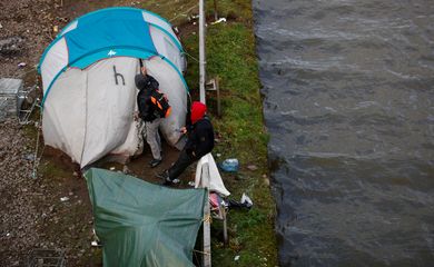 Makeshift migrant camp of Loon Beach in Dunkerque